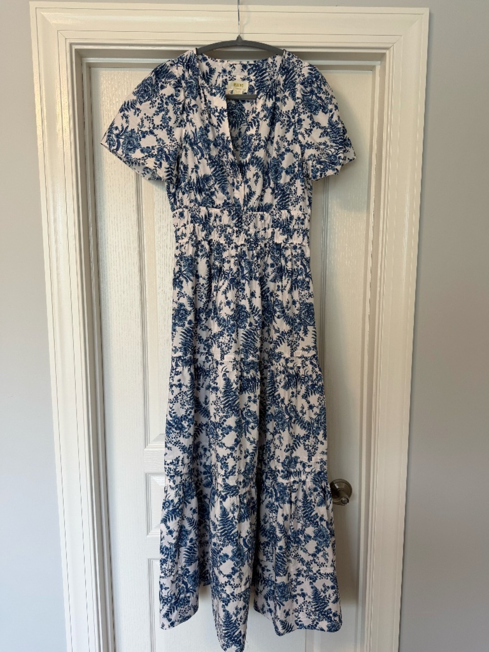 Anthropologie Maeve Somerset Maxi Dress ,Blue White Floral ,Small, NWOT - Picture 3 of 7
